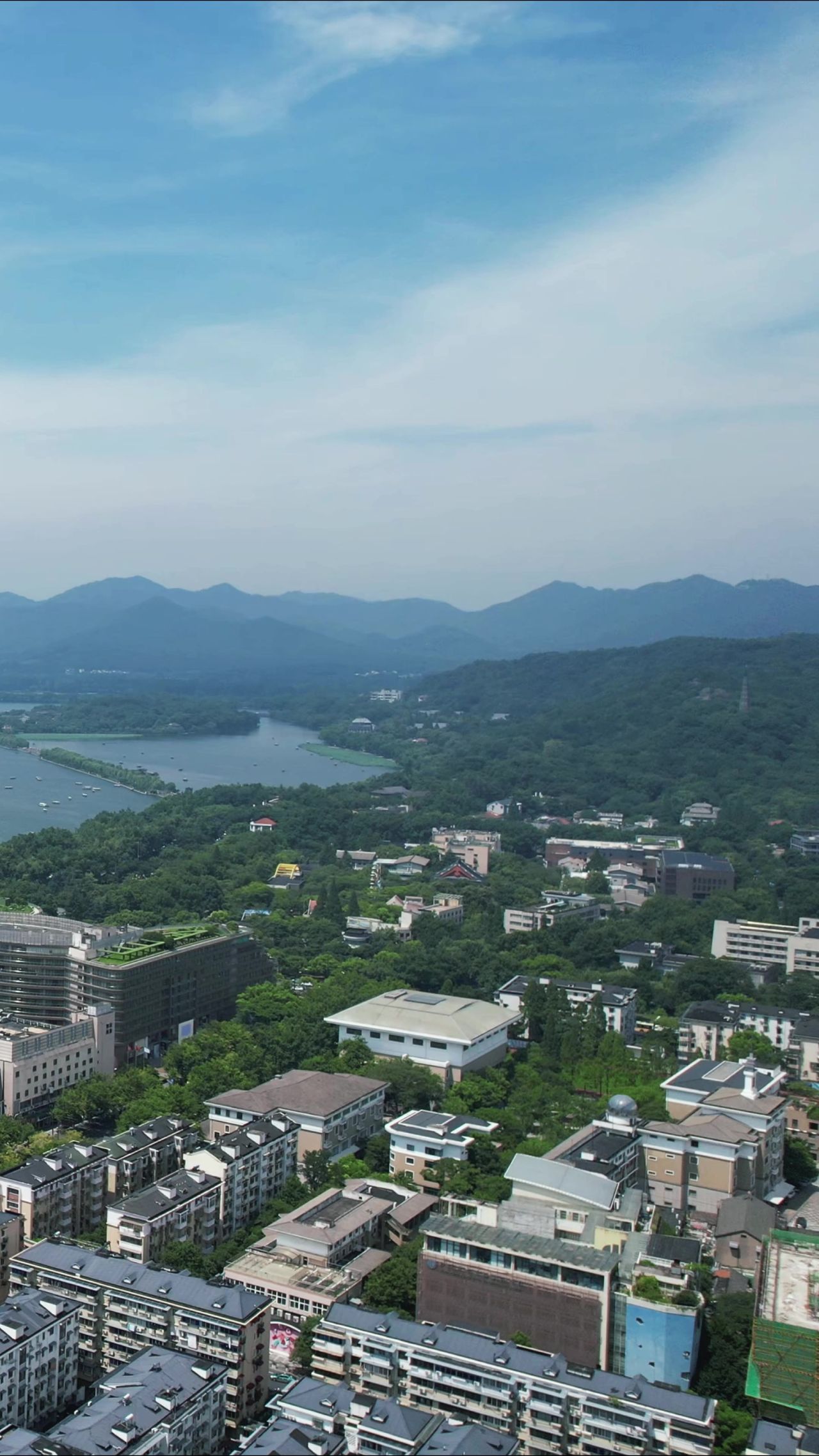 浙江杭州城市大景西湖竖屏航拍 