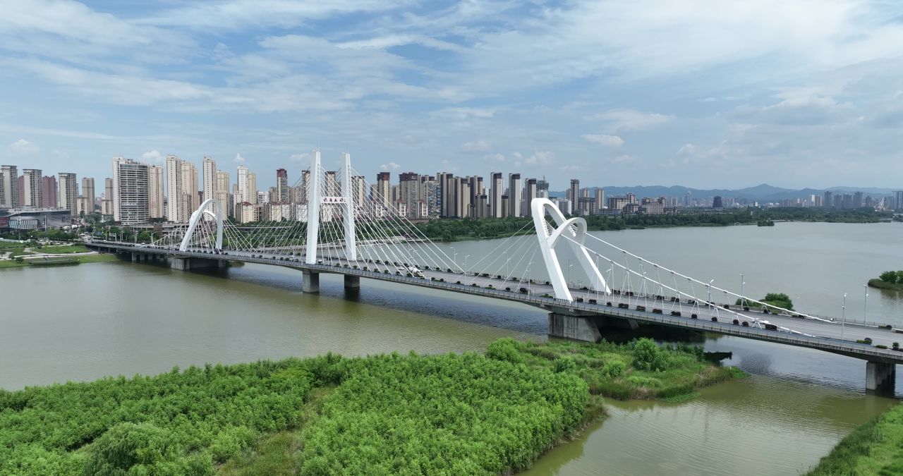 汉中龙岗大桥