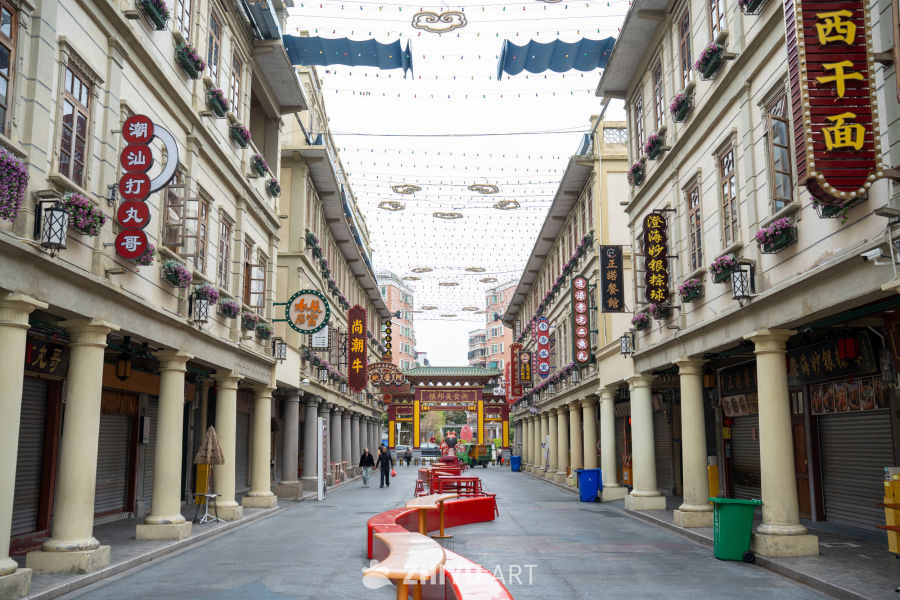 复古中式美食街