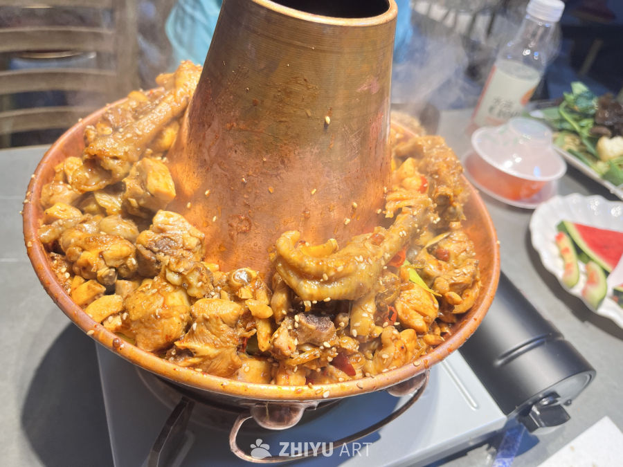 铜锅鸡香浓美味
