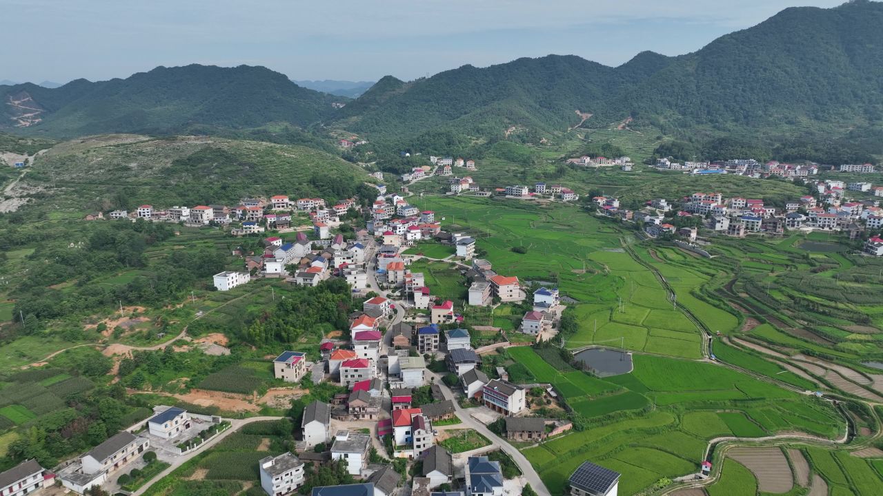农村 28