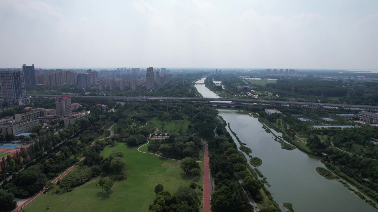 江苏宿迁城市风光绿化植物公园古运河航拍 