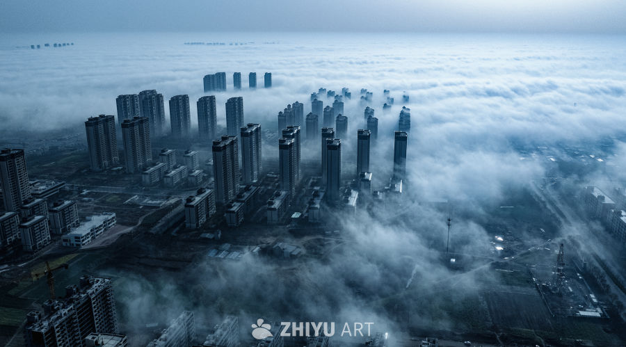云海中的城市