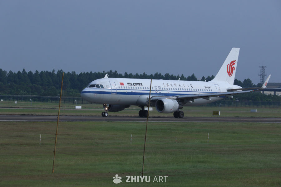 中国国际航空飞机起飞
