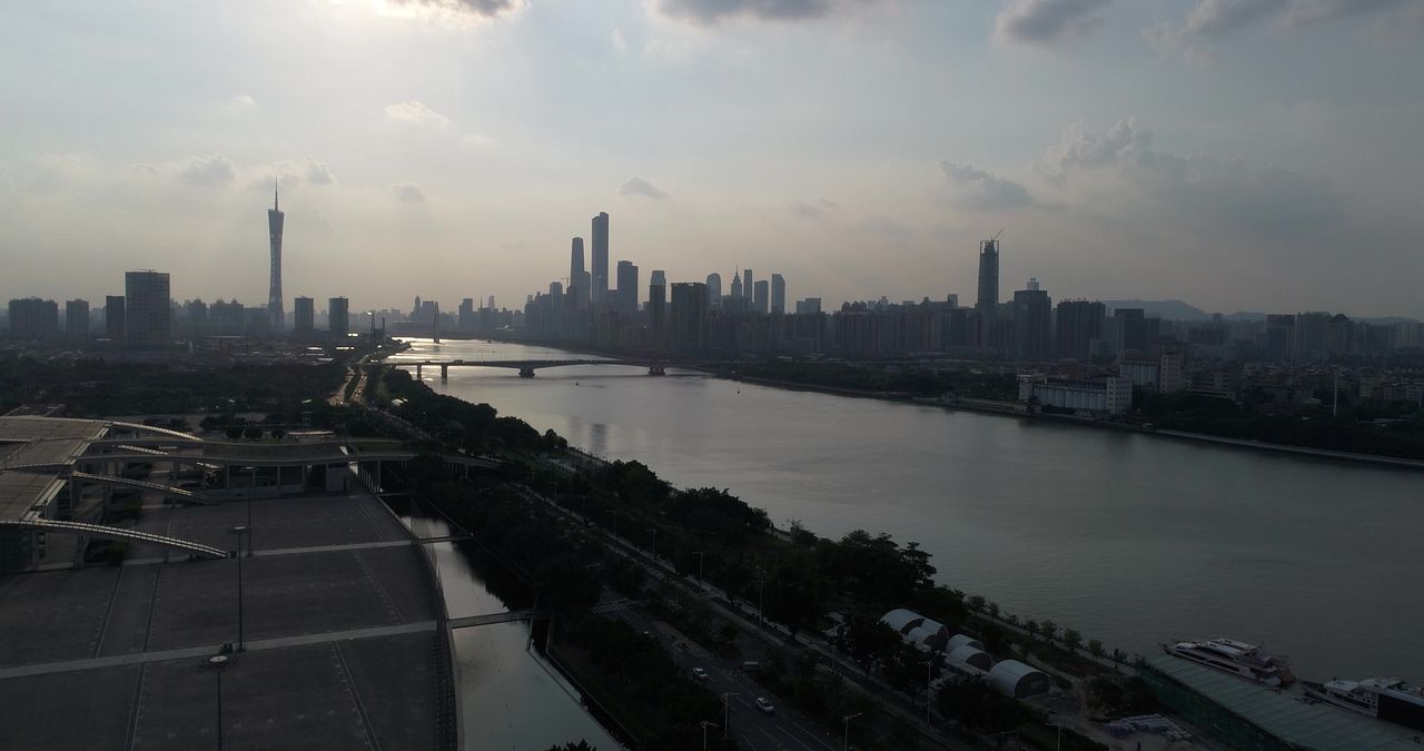 广州航拍（会展中心江边）