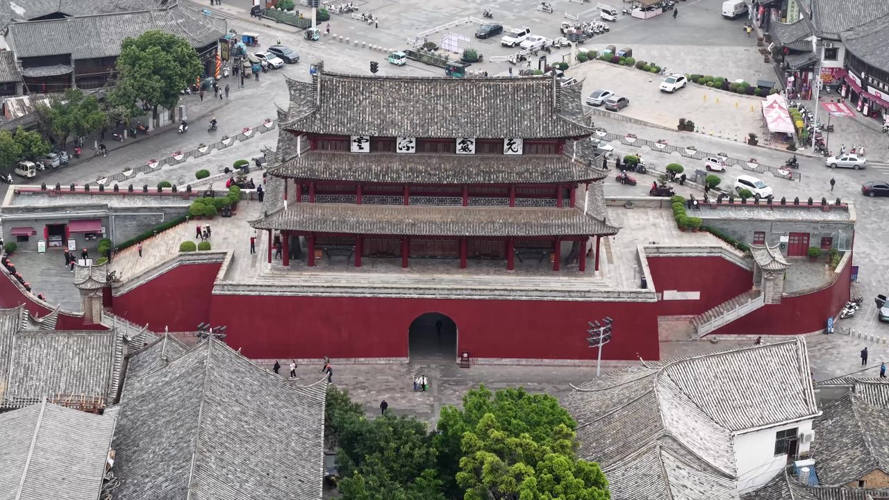 古城广场与商业街