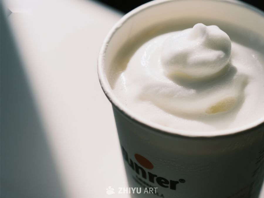奶油顶酸奶特写