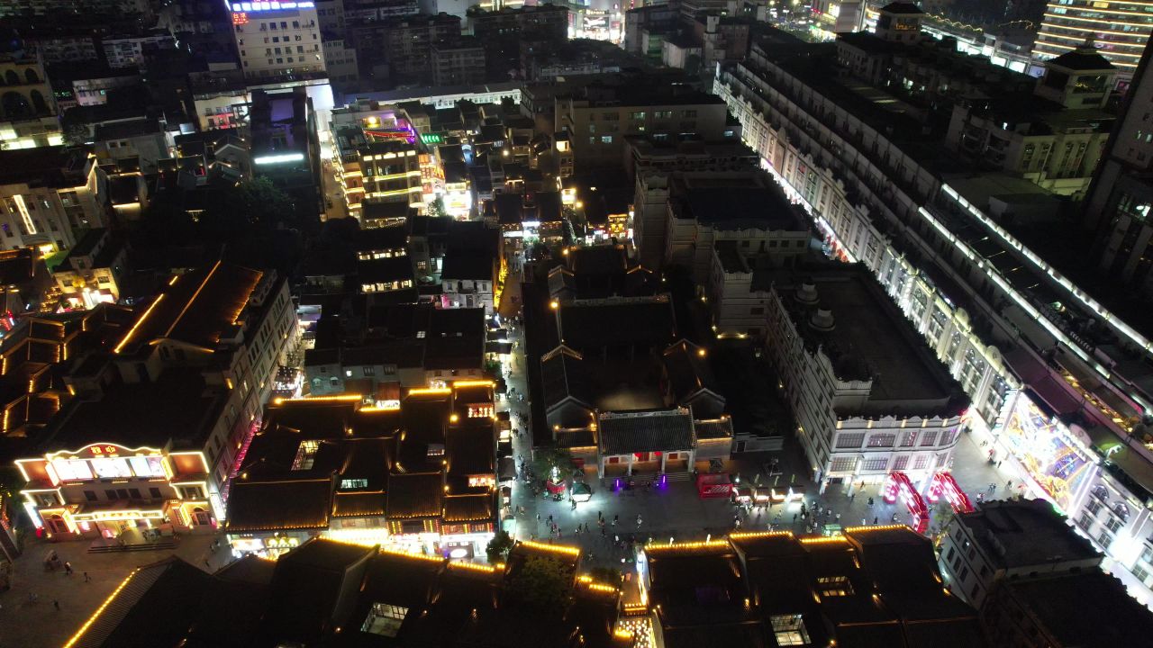 广西南宁三街两巷历史文化街区夜景