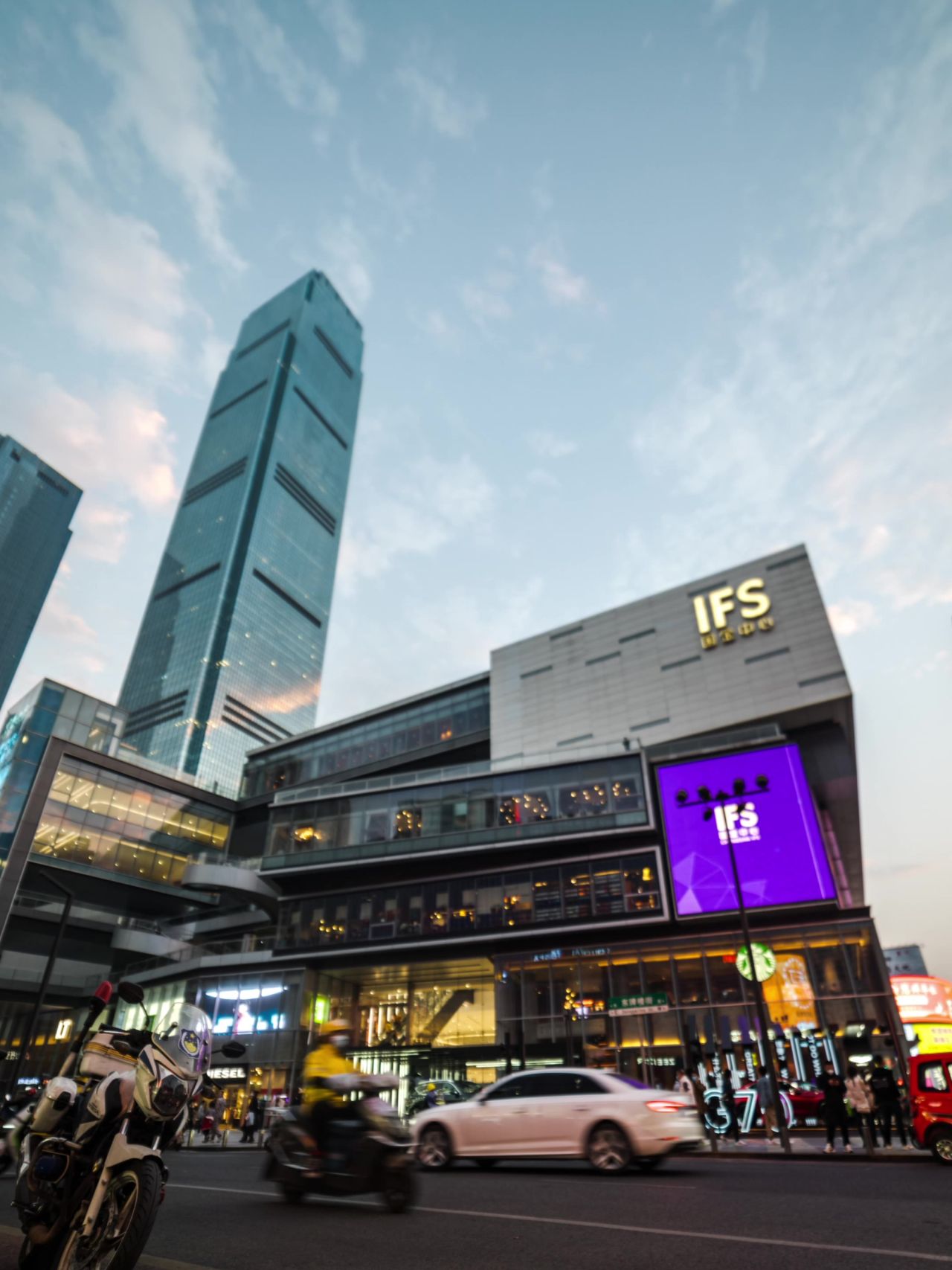 长沙  ifs  夜景  竖屏  延时