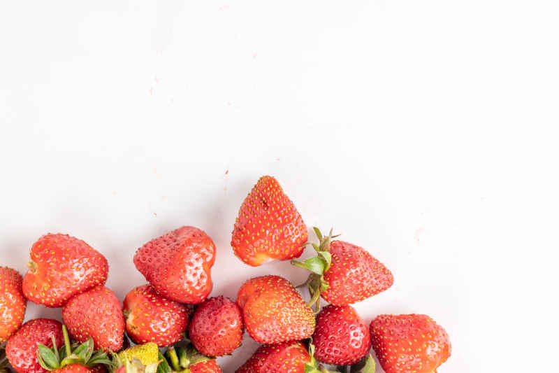 新鲜草莓水果实拍 56