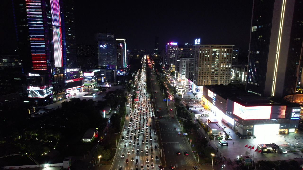 东莞大道城市夜景拥堵交通车辆行驶航拍 