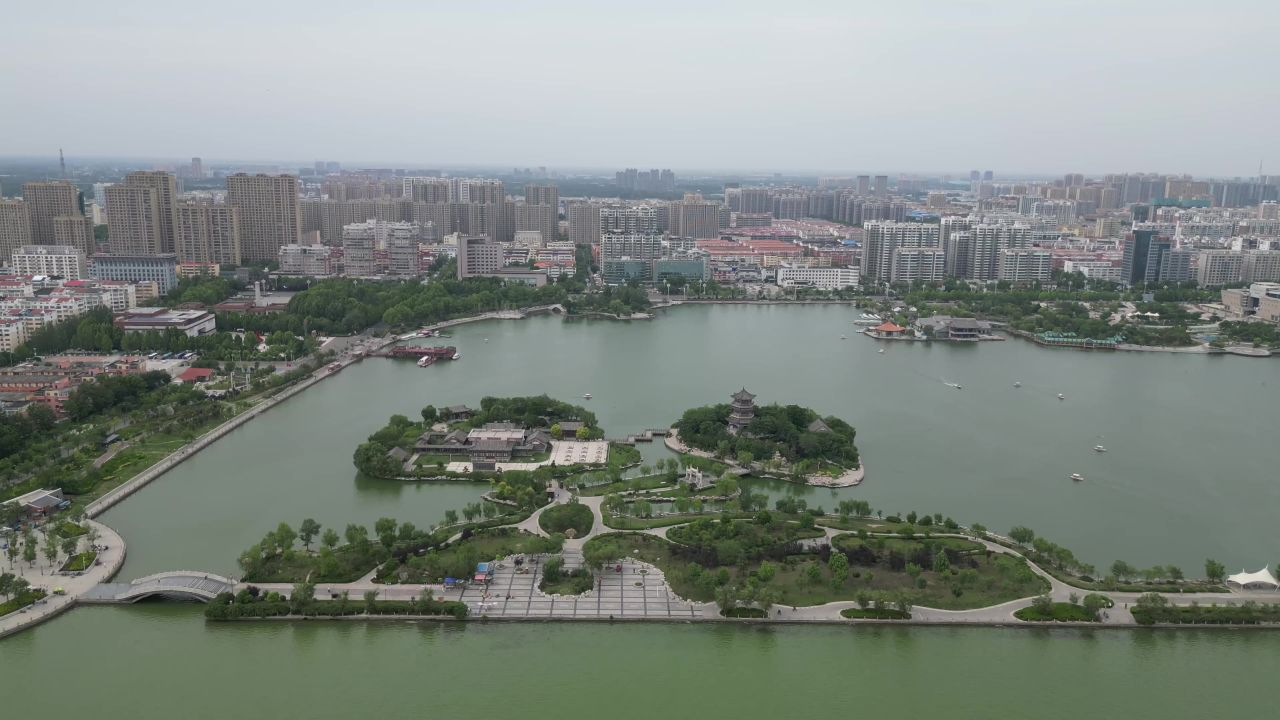 航拍山东聊城东昌湖景区