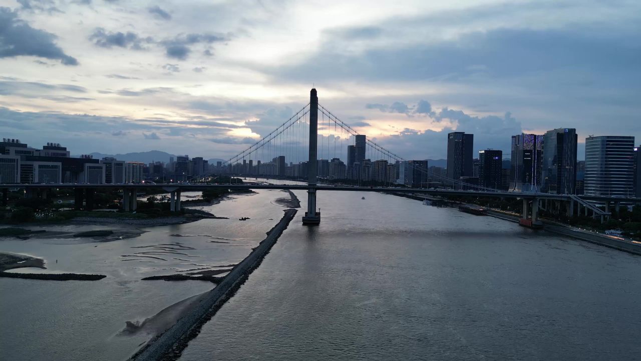  航拍福建福州闽江晚霞
