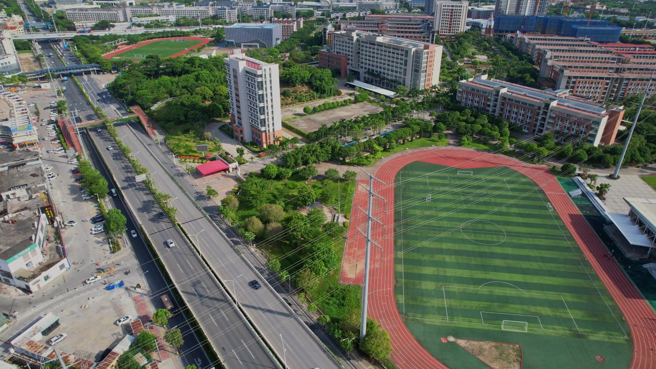 航拍厦门华夏学院 2