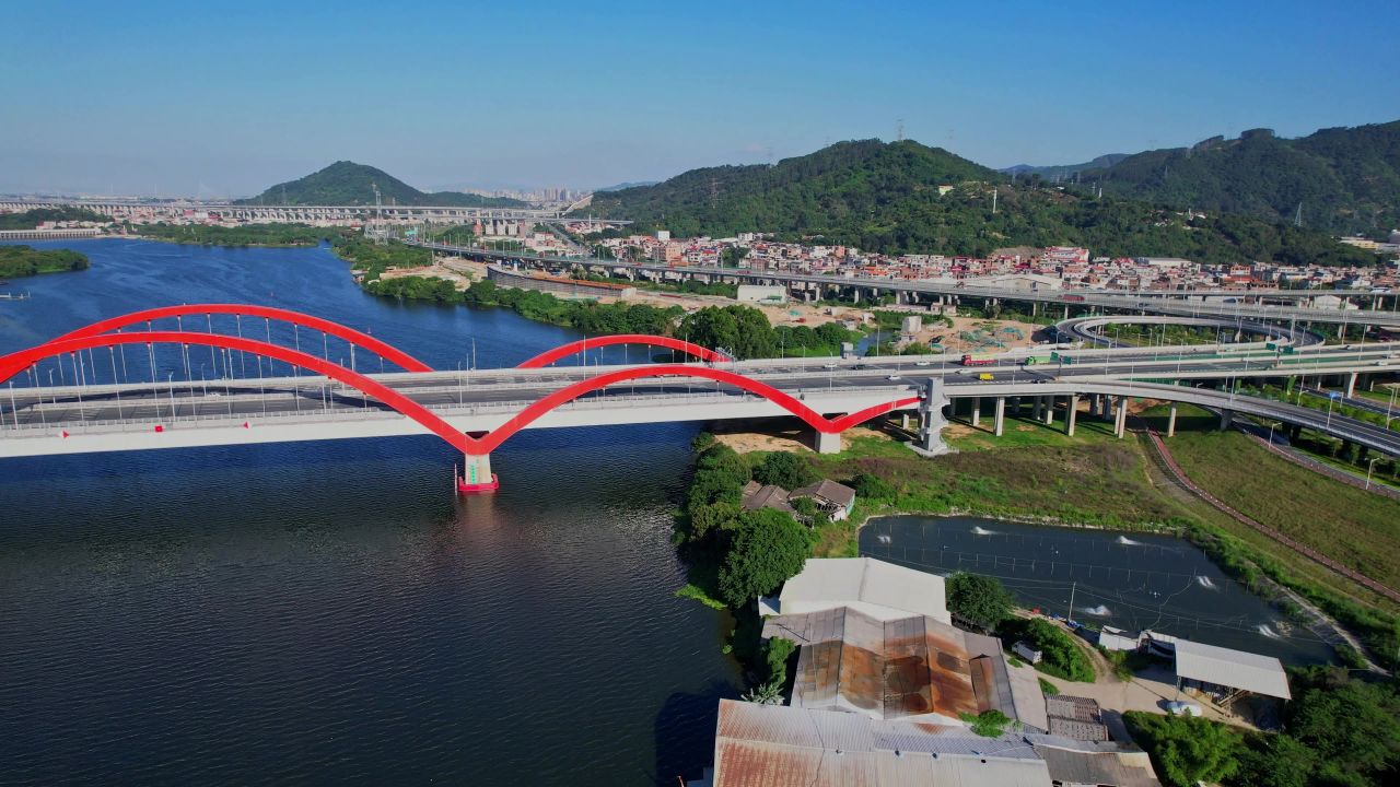 航拍漳州马洲大桥建筑风光