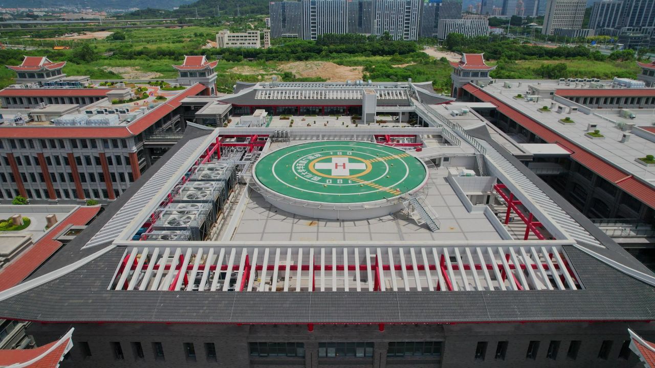 航拍四川大学华西厦门医院 5