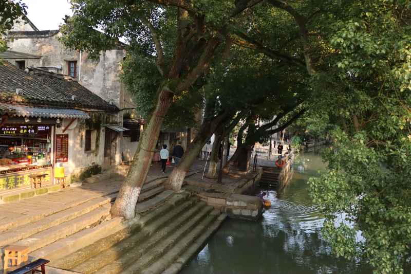 同里河畔水乡