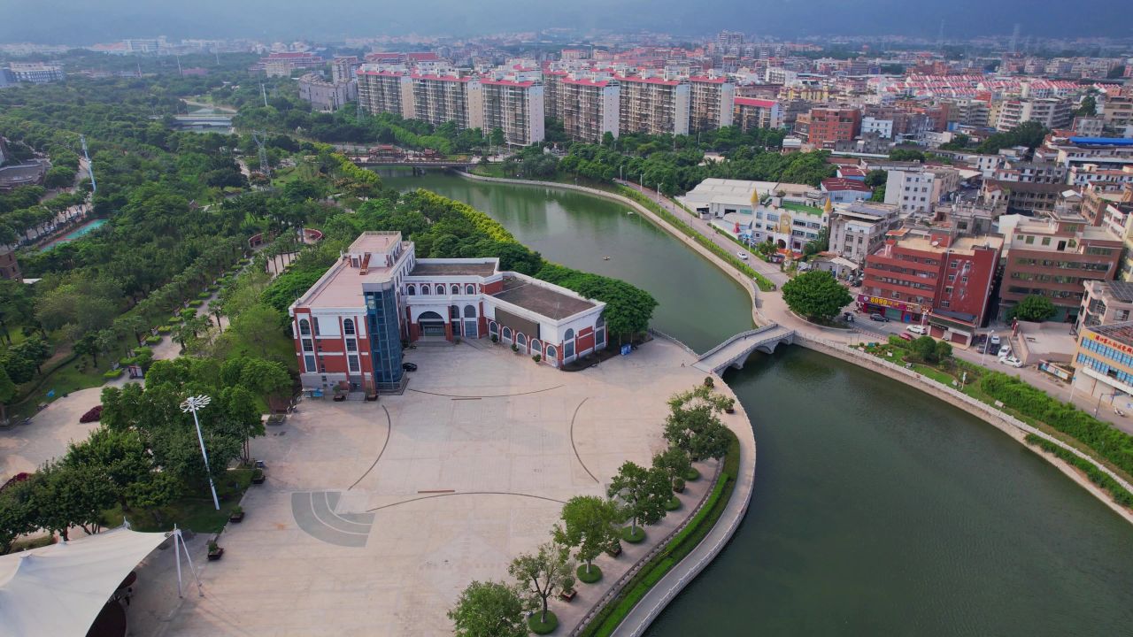 航拍厦门风景湖公园