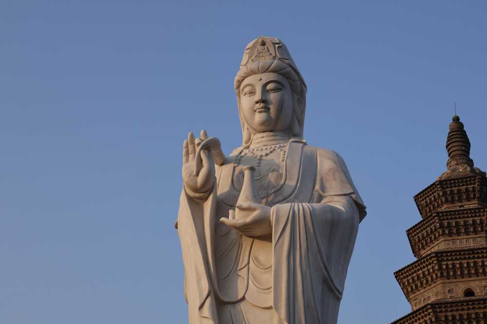 菩萨