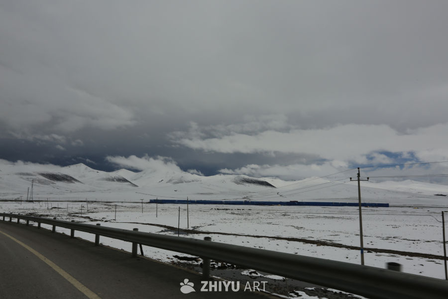 雪域高原的冬日景象