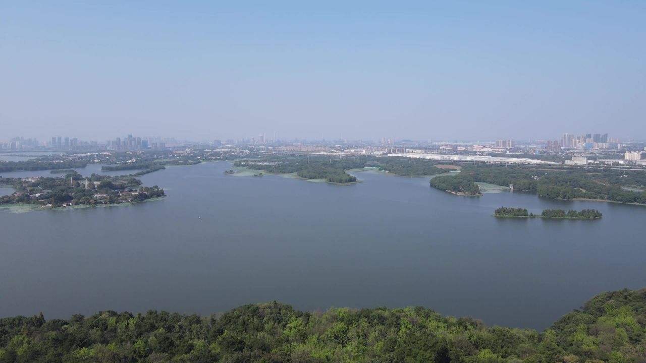 湖北武汉东湖珞珈山航拍