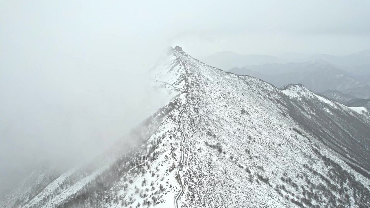 太白山云海雪景航拍