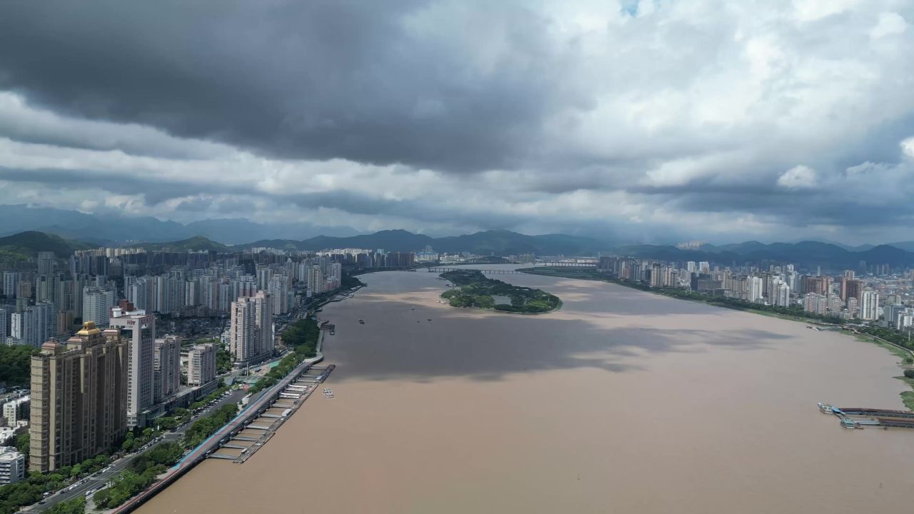 航拍温州江心屿瓯江风光