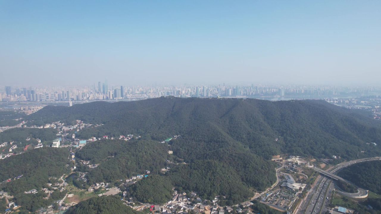 湖南长沙岳麓i山城市风光航拍