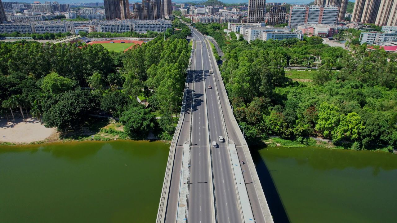 航拍漳州水仙花大桥景观