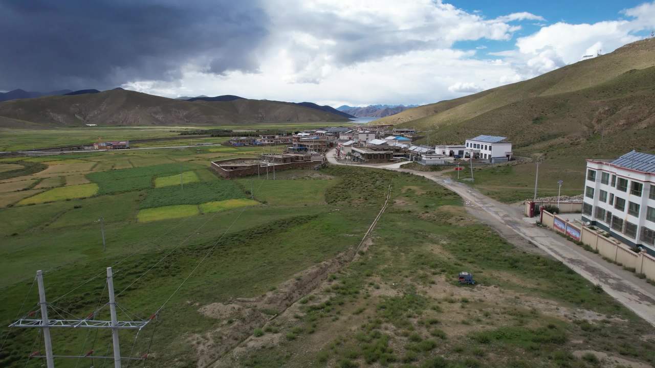西藏羊湖
