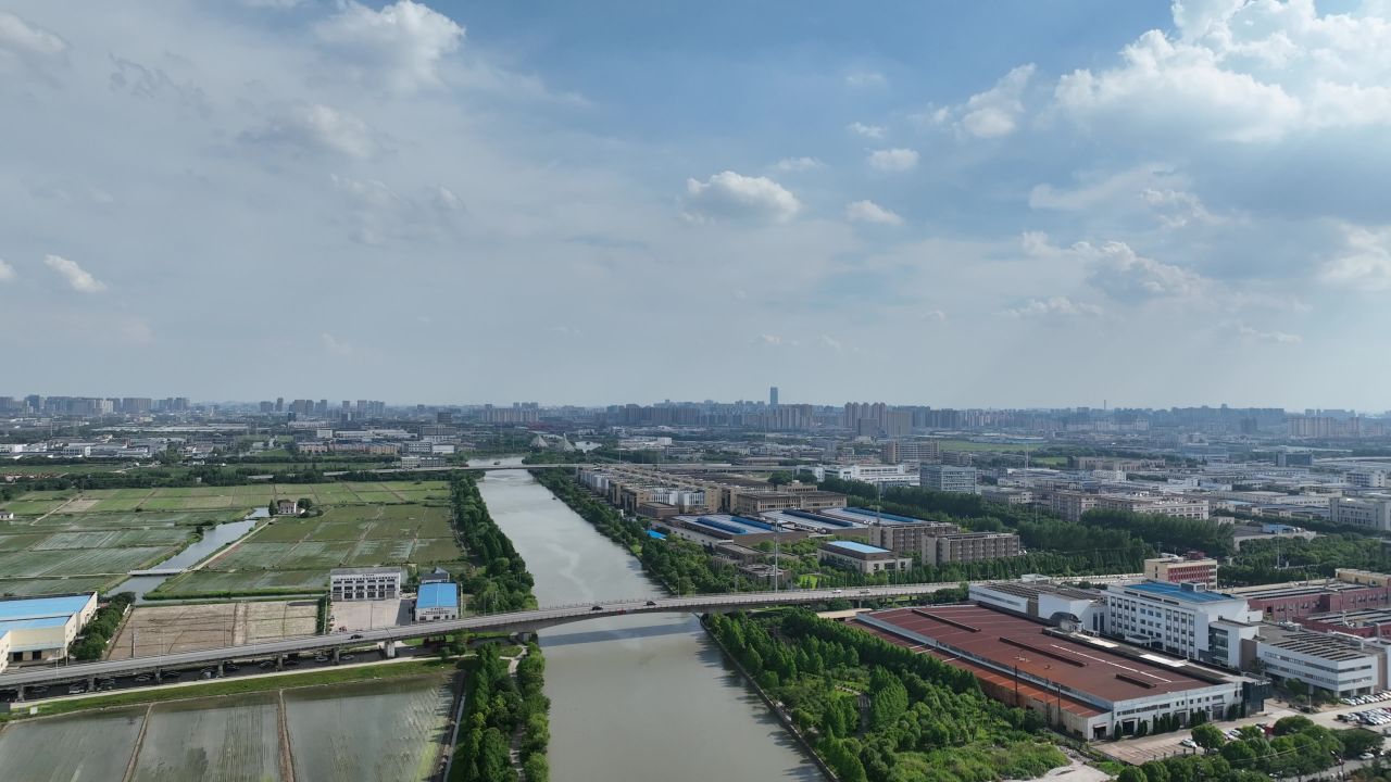 4K航拍乡镇工业区 1