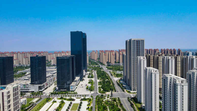 航拍湖北襄阳东津世纪城双子塔商务建筑  