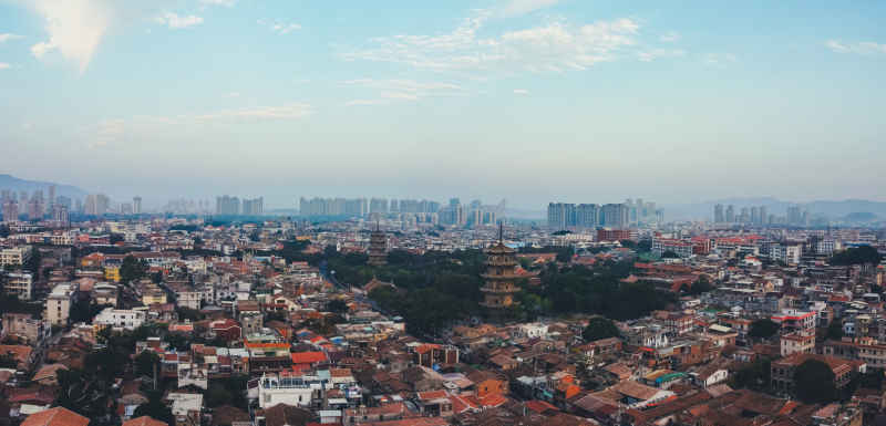 航拍福建泉州古城区建筑风光 38