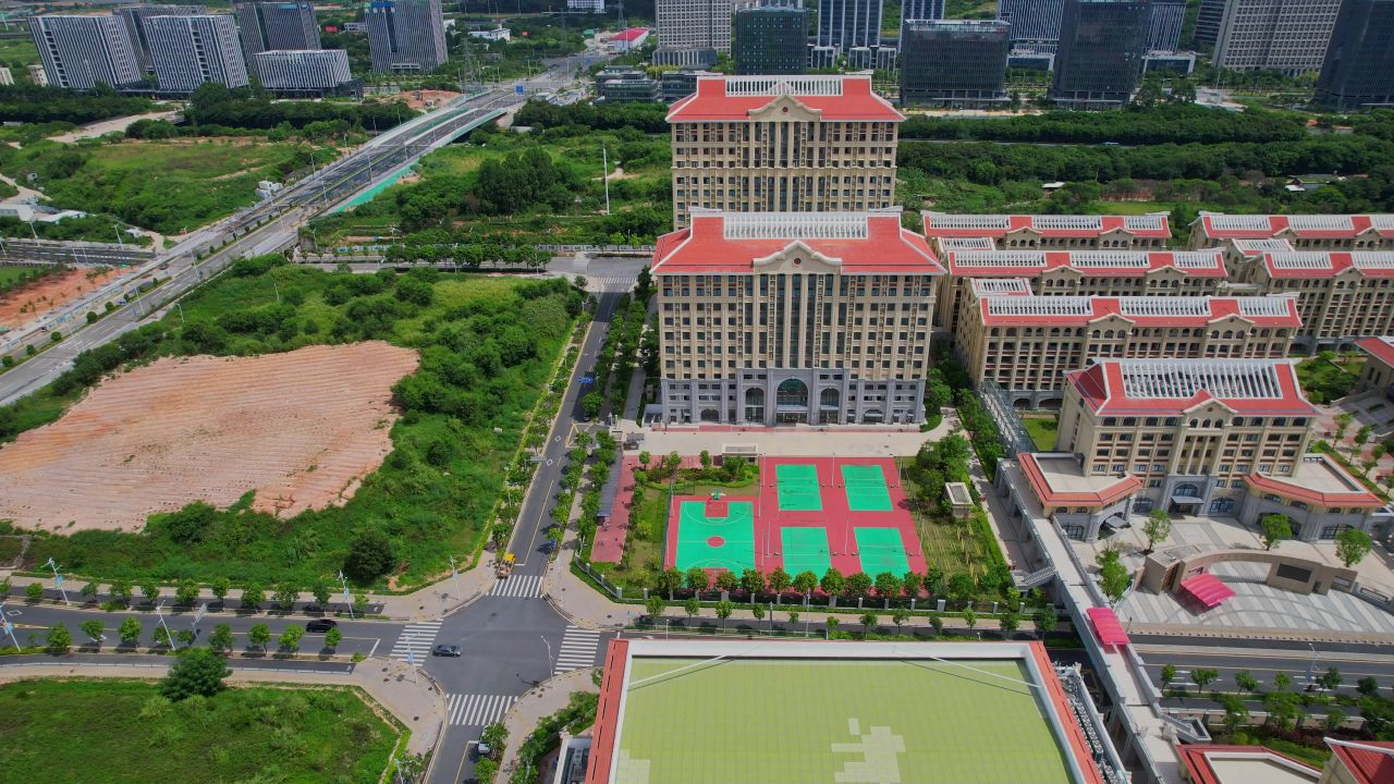 航拍厦门外国语学校 5