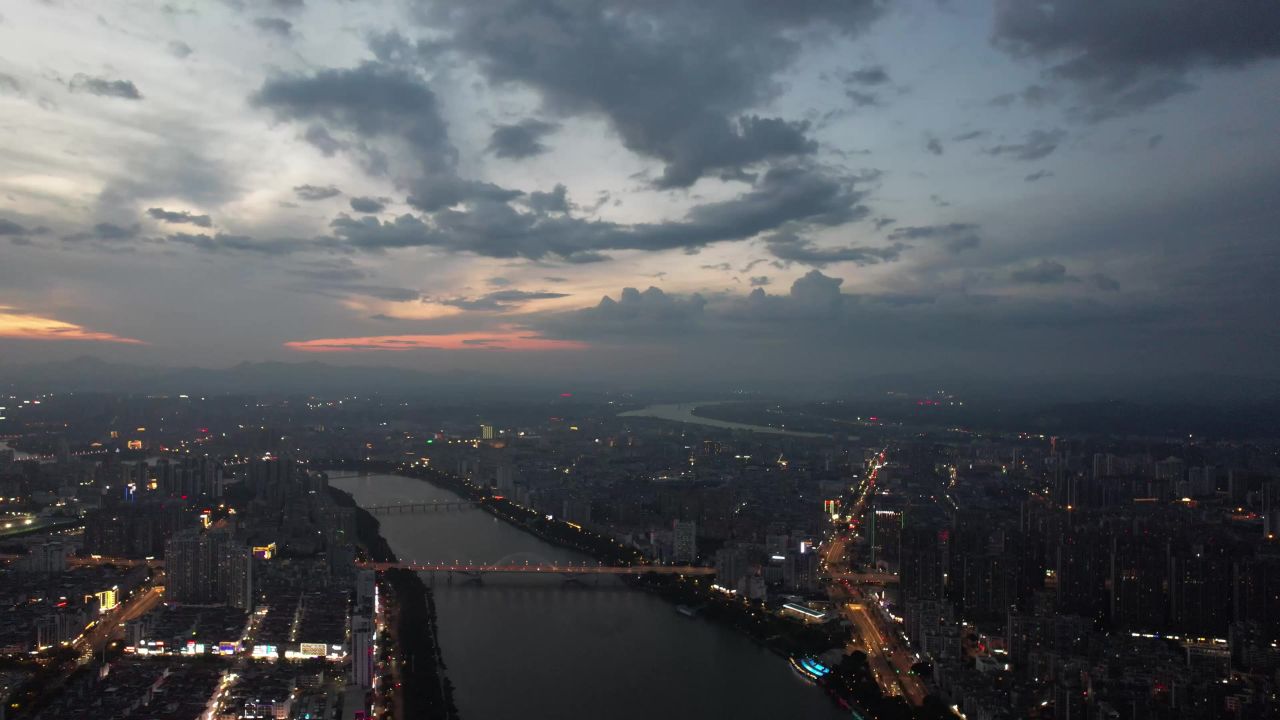 江西赣州城市晚霞夕阳西下夜幕降临航拍 