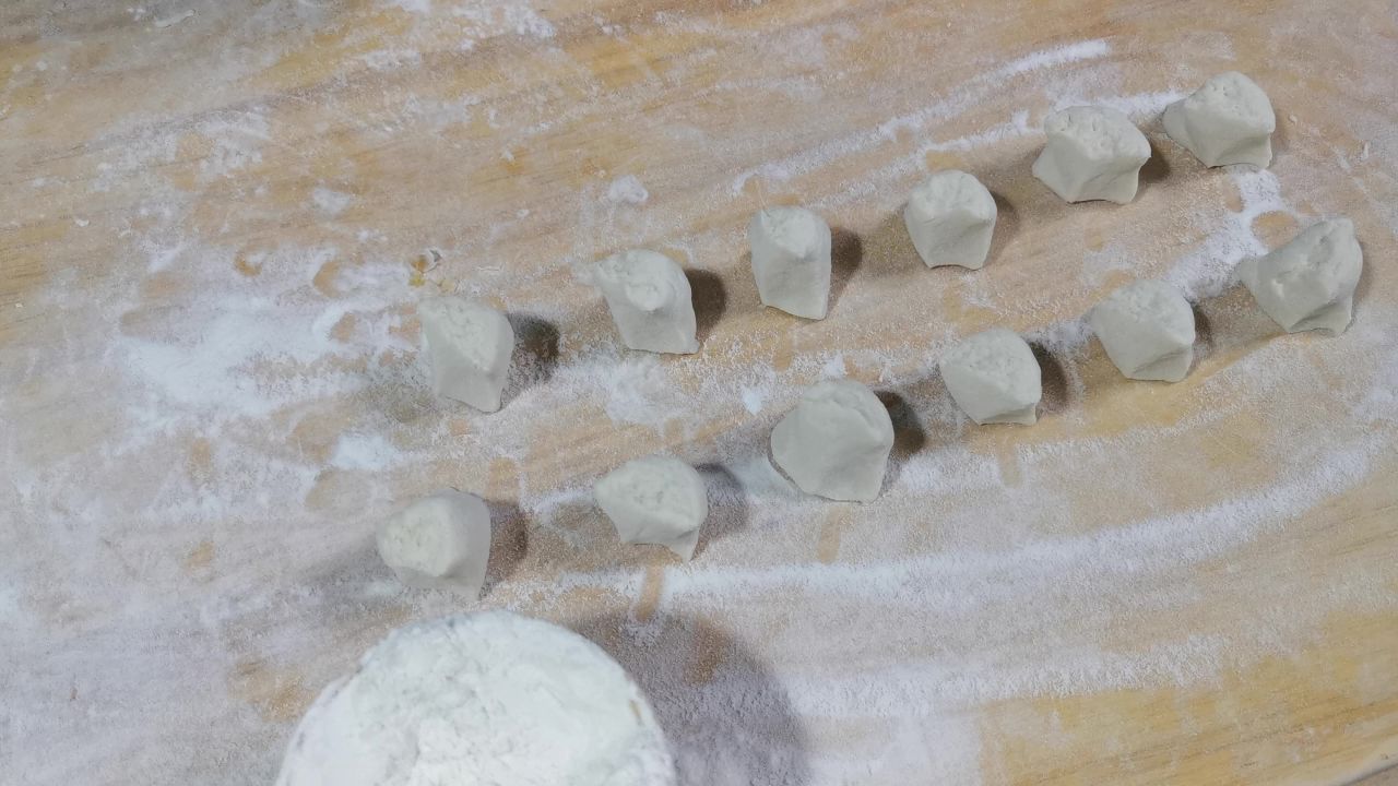包饺子