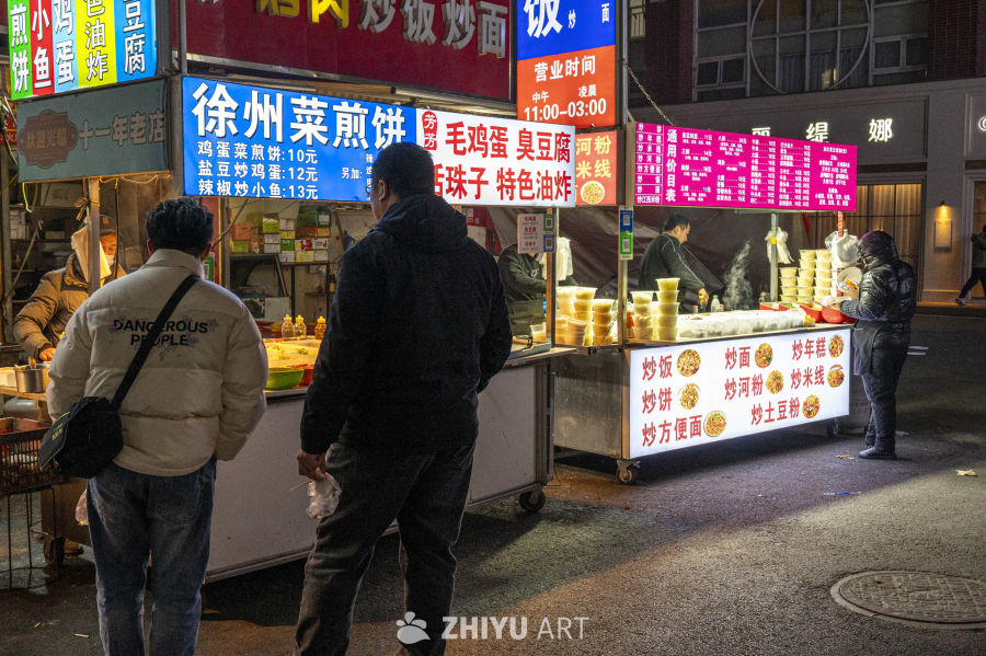 街头小吃人间烟火深夜食堂 36