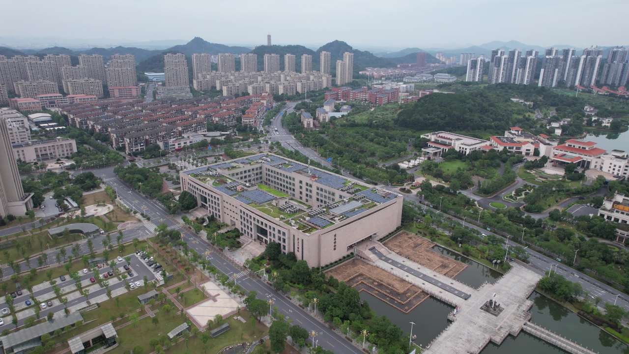 现代都市航拍全景