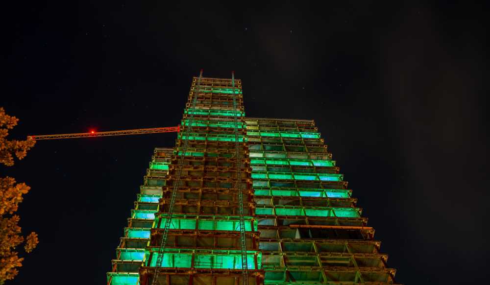 摩天楼夜间照片长时间
