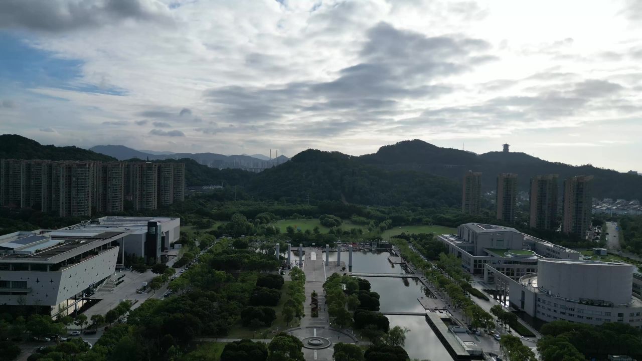  航拍台州市民广场水景公园