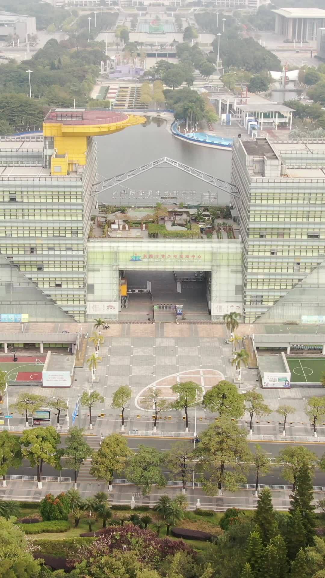 都市绿洲：现代与自然的和谐共存
