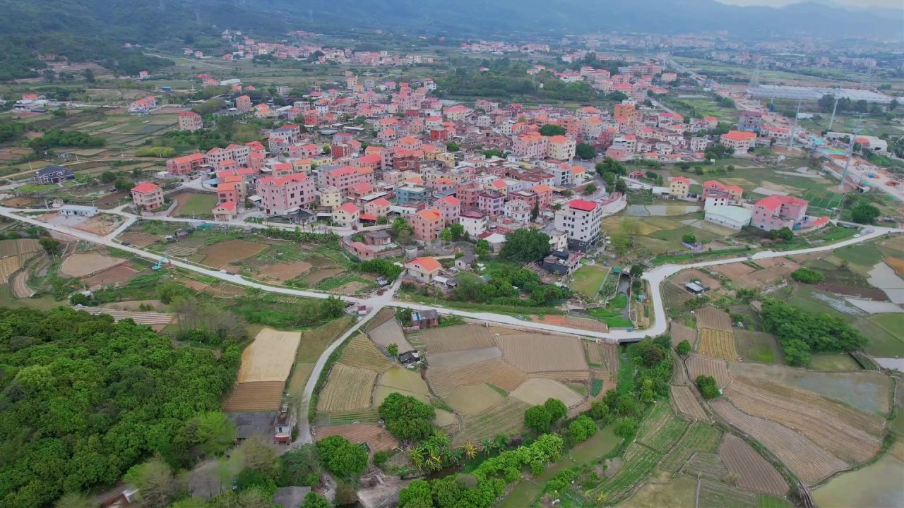 航拍福建厦门坑内村景观 2