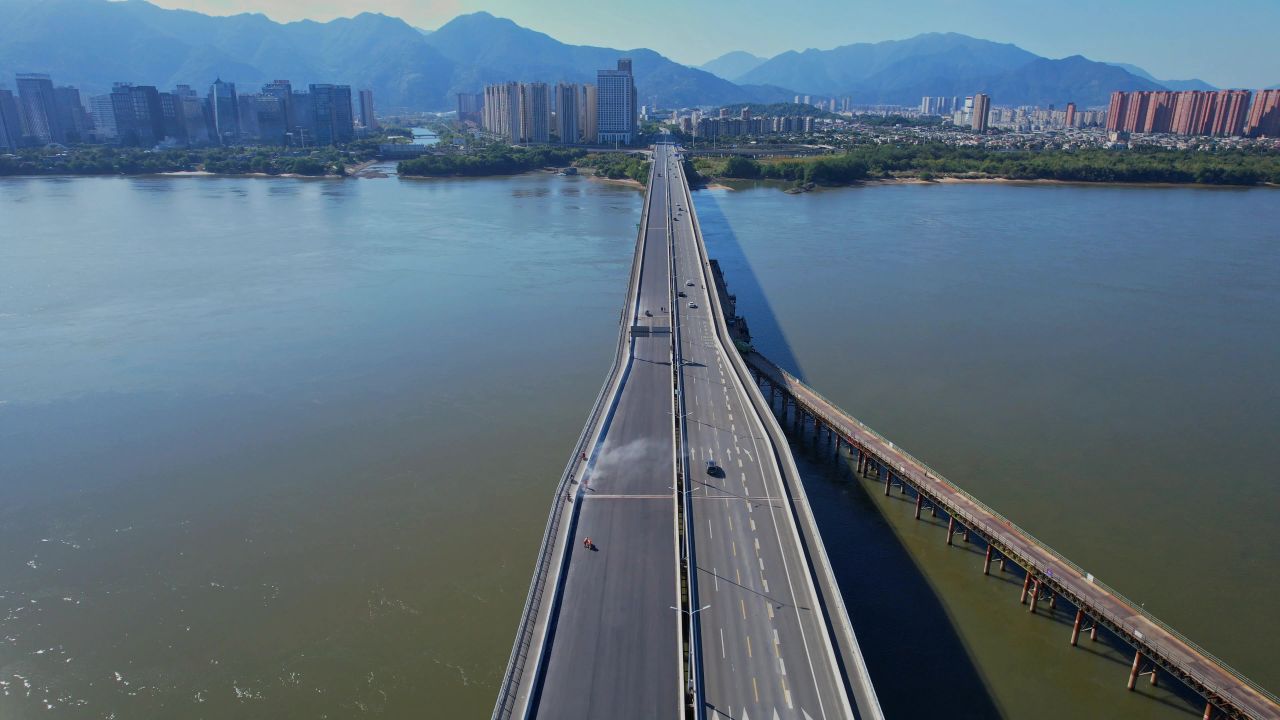 航拍福州橘园洲大桥景观 5