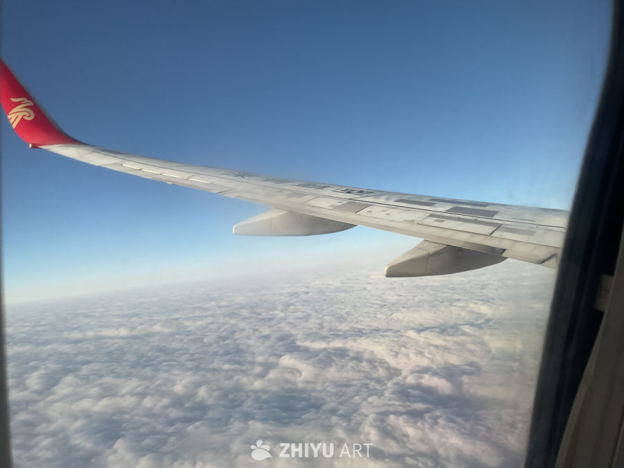 空中俯瞰云海