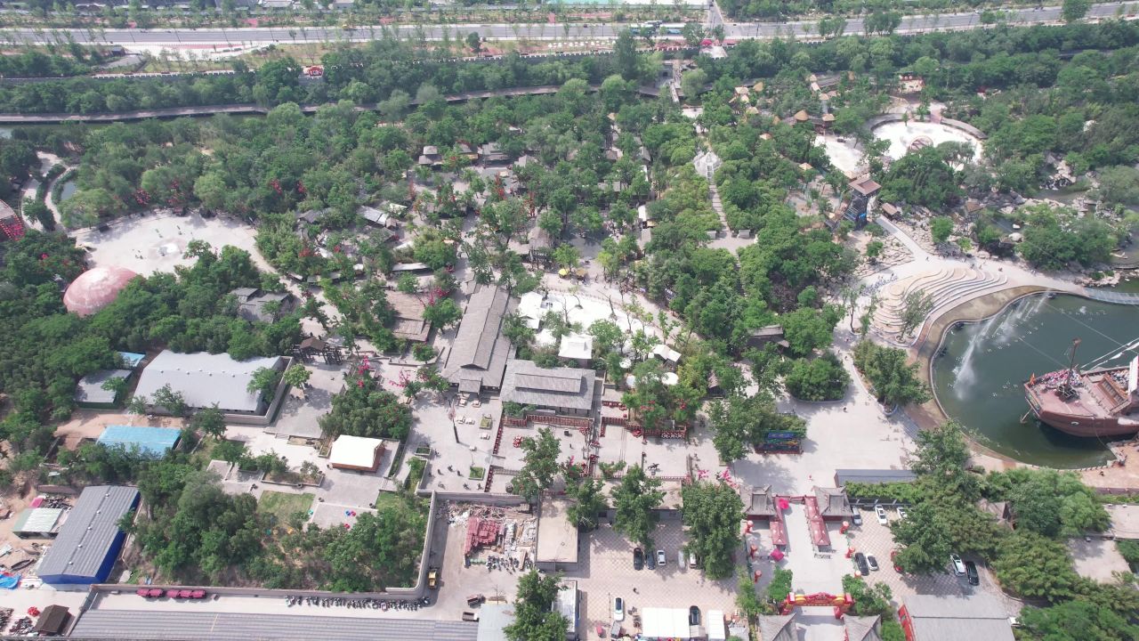 航拍河南开封万岁山大宋武侠城