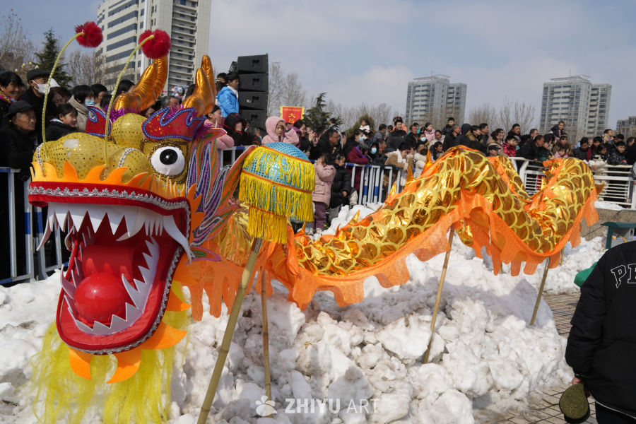 雪地龙舞庆典