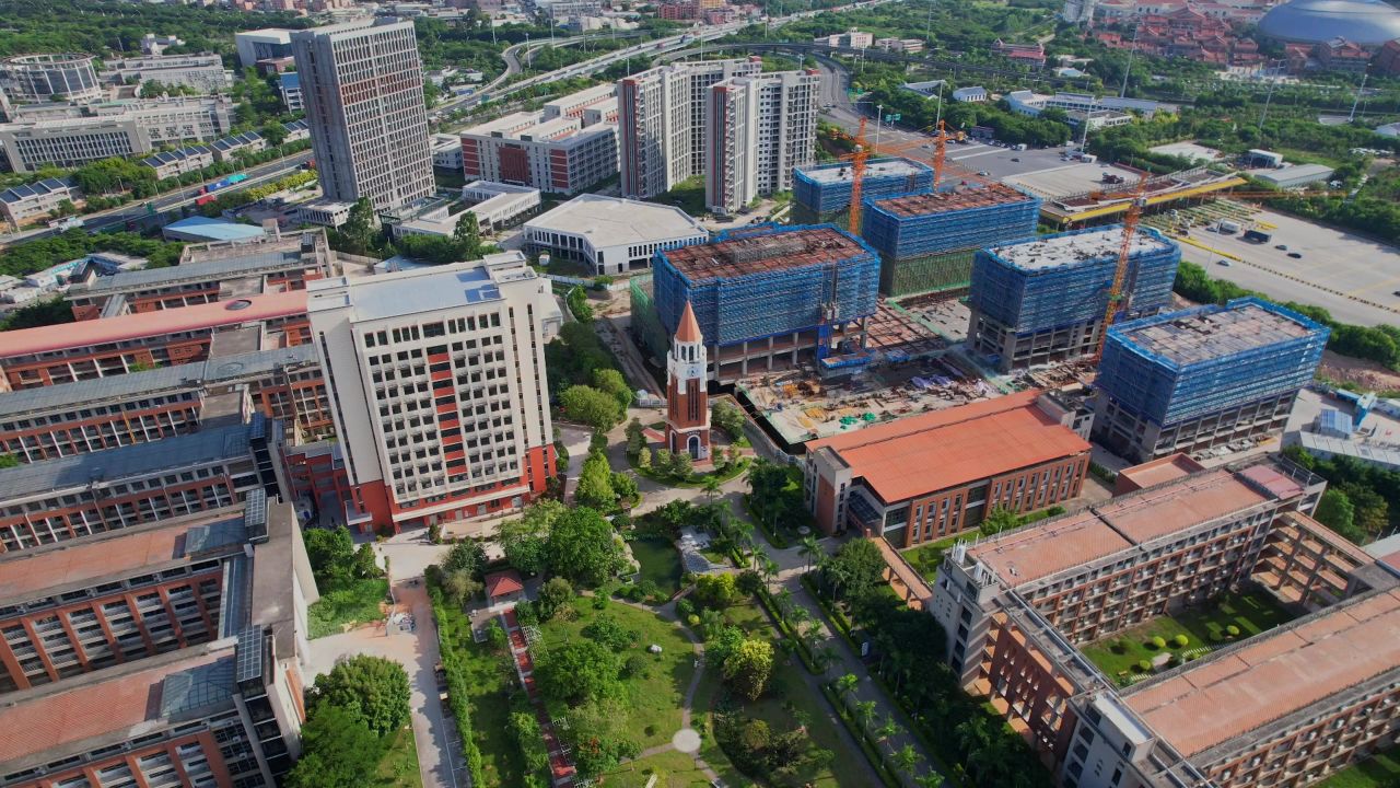 航拍厦门华夏学院 12