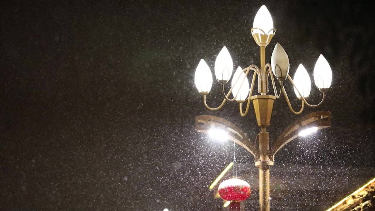 大雪纷飞的街头