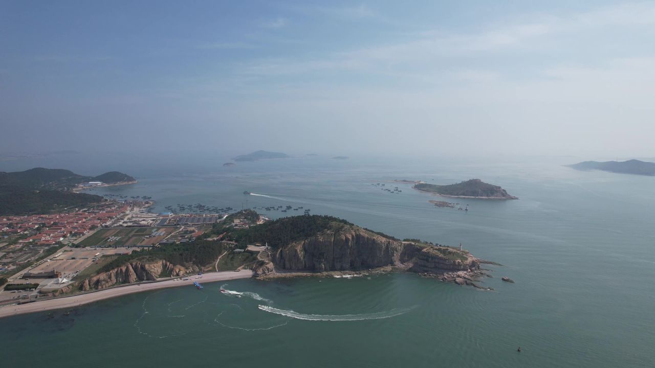 大海海洋海岛自然风光航拍 