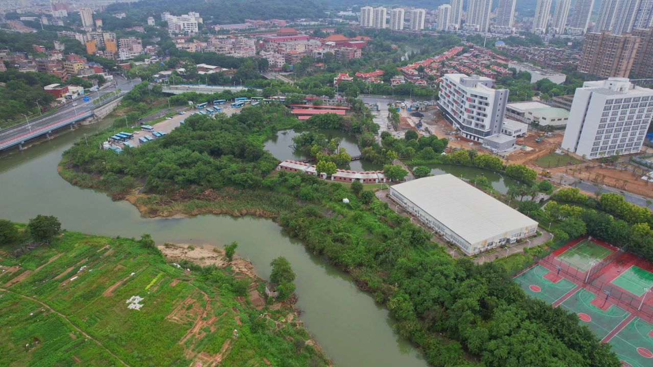 航拍厦门东海学院 8